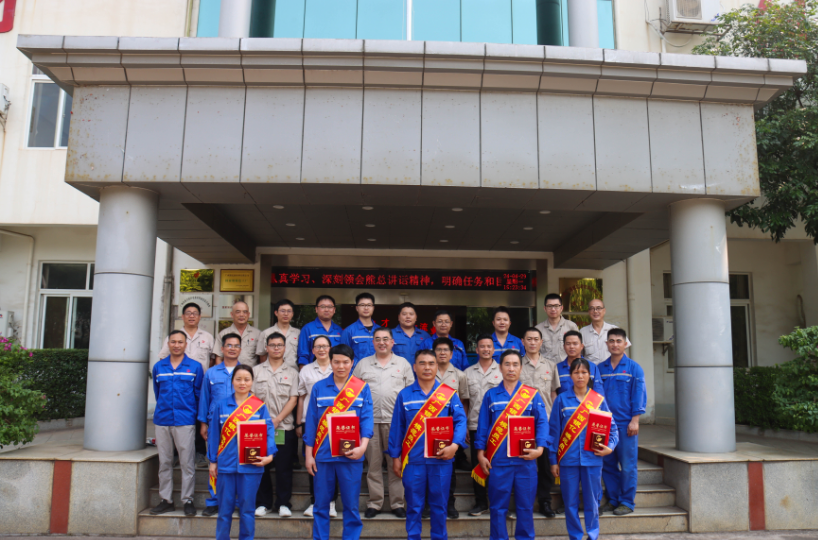 致敬匠心，爭先創(chuàng)優(yōu)